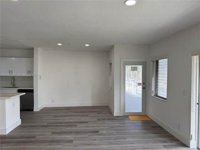 630 Layne Blvd # 211, Hallandale Beach FL 33009 - Hallandale Beach, FL - Photo 4