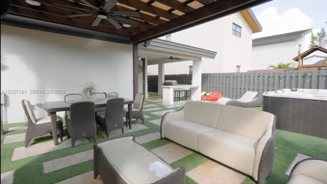 7661 NW 103rd Ct, Doral FL 33178 - Doral, FL - Photo 3