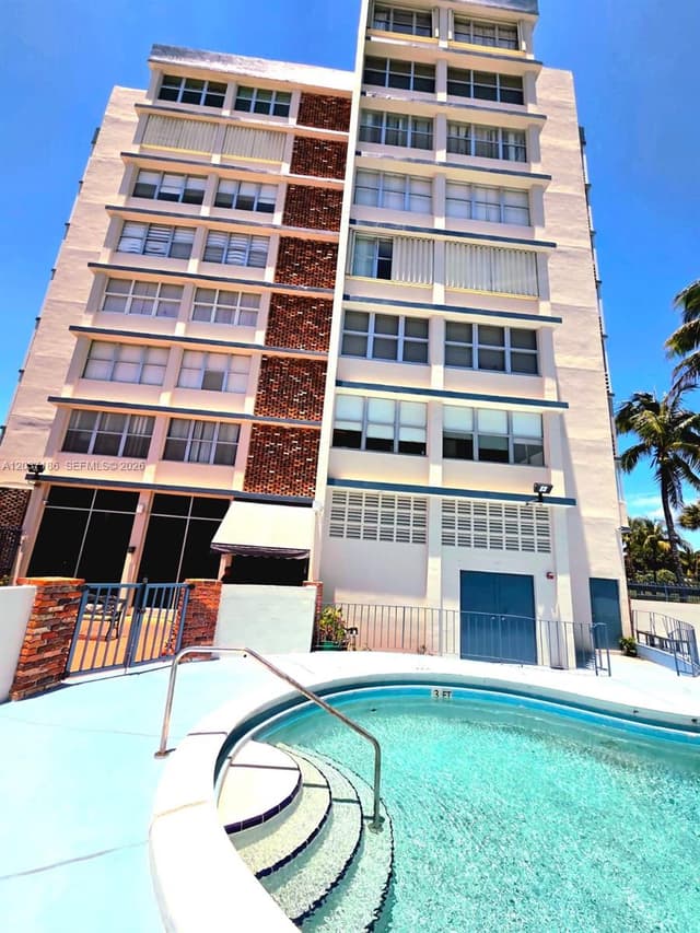16850 S Glades Dr # 2K, North Miami Beach FL 33162 - North Miami Beach, FL - Photo 3