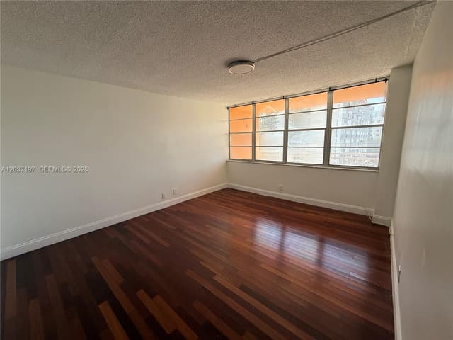 2025 NE 164th St # 507, North Miami Beach FL 33162 - North Miami Beach, FL - Photo 5