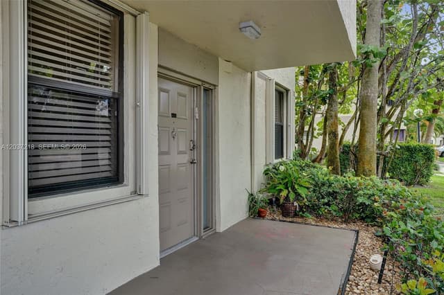 2908 S Carambola Cir S # 106, Coconut Creek FL 33066 - Coconut Creek, FL - Photo 6