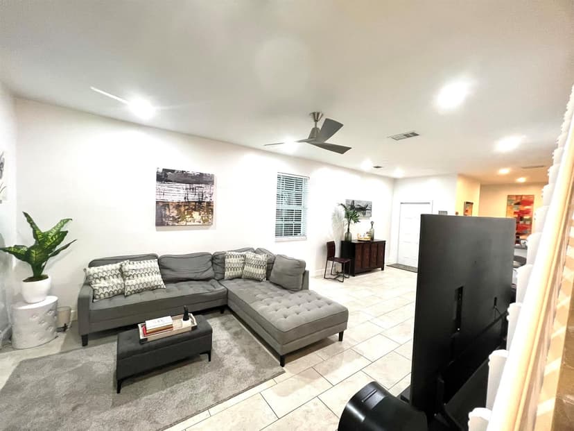2046 Madeira Drive, Weston FL 33327