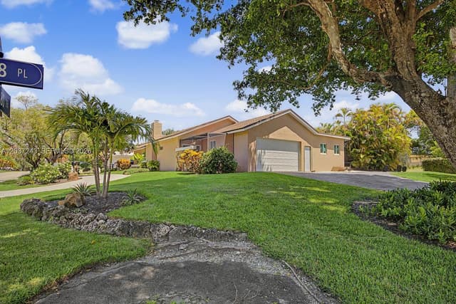 7880 SW 180th Ter, Palmetto Bay FL 33157 - Palmetto Bay, FL - Photo 4