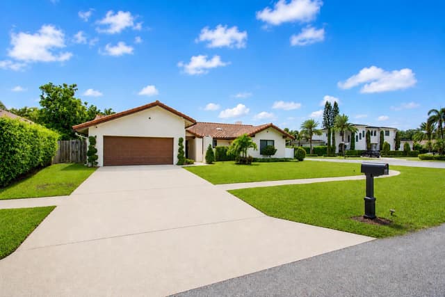 22209 Morning Glory Terrace, Boca Raton FL 33433 - Boca Raton, FL - Photo 2