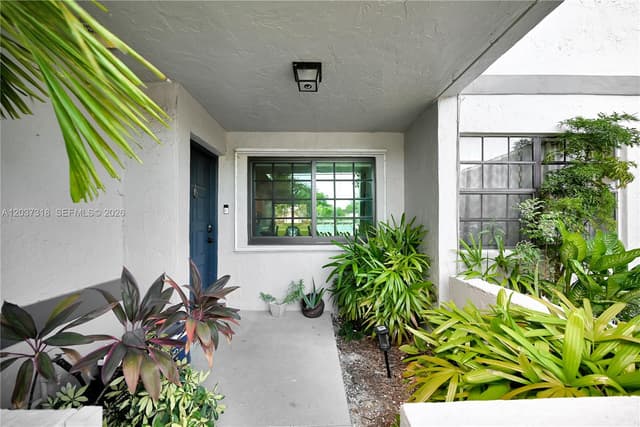 15561 SW 110th Ter, Miami FL 33196 - Miami, FL - Photo 2