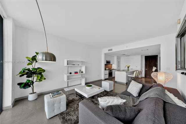 68 SE 6th St # 3506, Miami FL 33131 - Miami, FL - Photo 4
