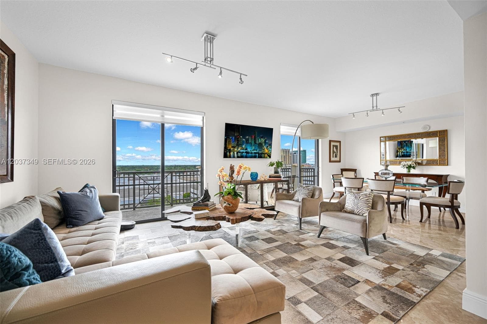 8390 SW 72nd Ave # 905, Miami FL 33143