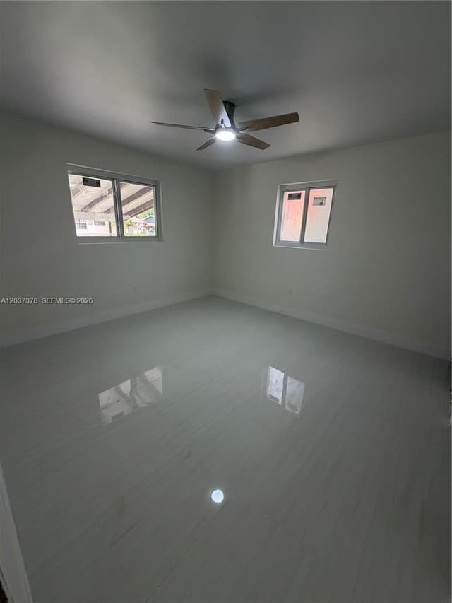 6570 Liberty St, Hollywood FL 33024 - Hollywood, FL - Photo 6