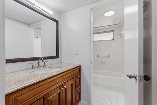 6020 NW 64th Avenue # 208, Tamarac FL 33319 - Tamarac, FL - Photo 7