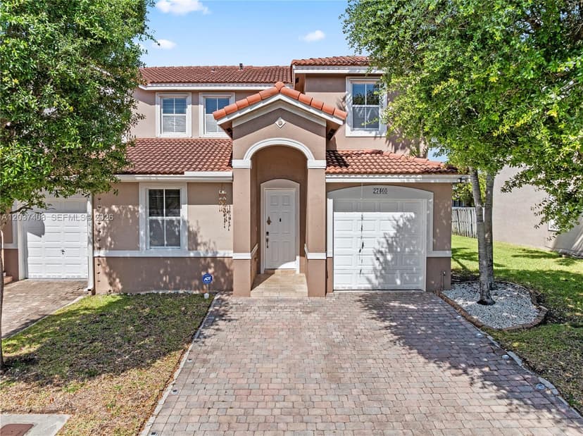 27460 SW 138th Path, Homestead FL 33032