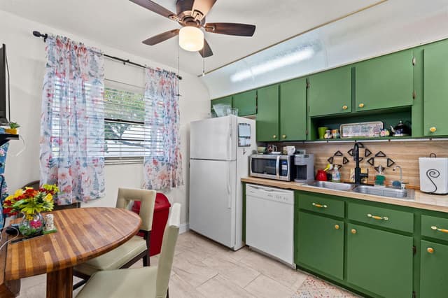 6095 N Sabal Palm Boulevard # 207, Tamarac FL 33319 - Tamarac, FL - Photo 7
