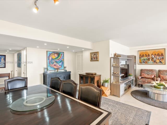 18071 Biscayne Blvd # 1401, Aventura FL 33160 - Aventura, FL - Photo 5