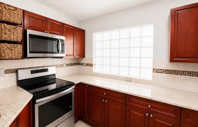12280 Dartmoor Drive, Wellington FL 33414 - Wellington, FL - Photo 7