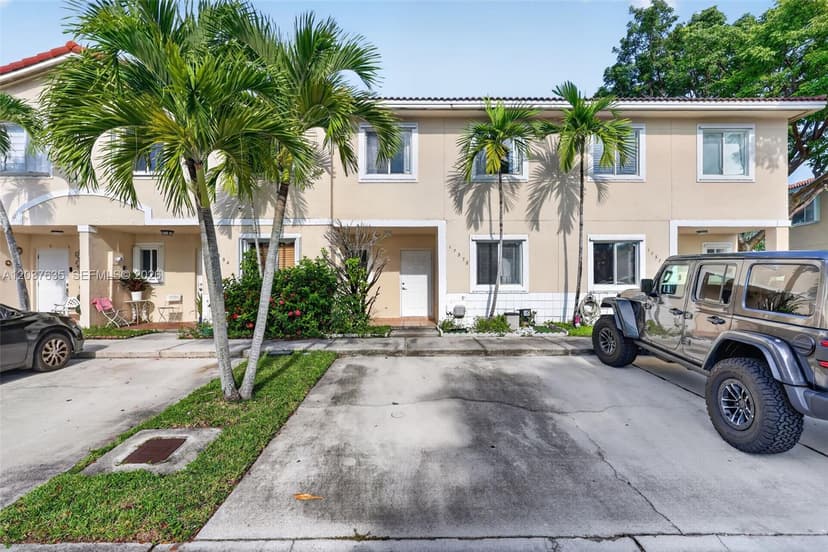 17378 SW 139th Ct, Miami FL 33177