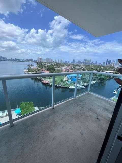 2841 NE 163rd Street # 901, North Miami Beach FL 33160 - North Miami Beach, FL - Photo 1