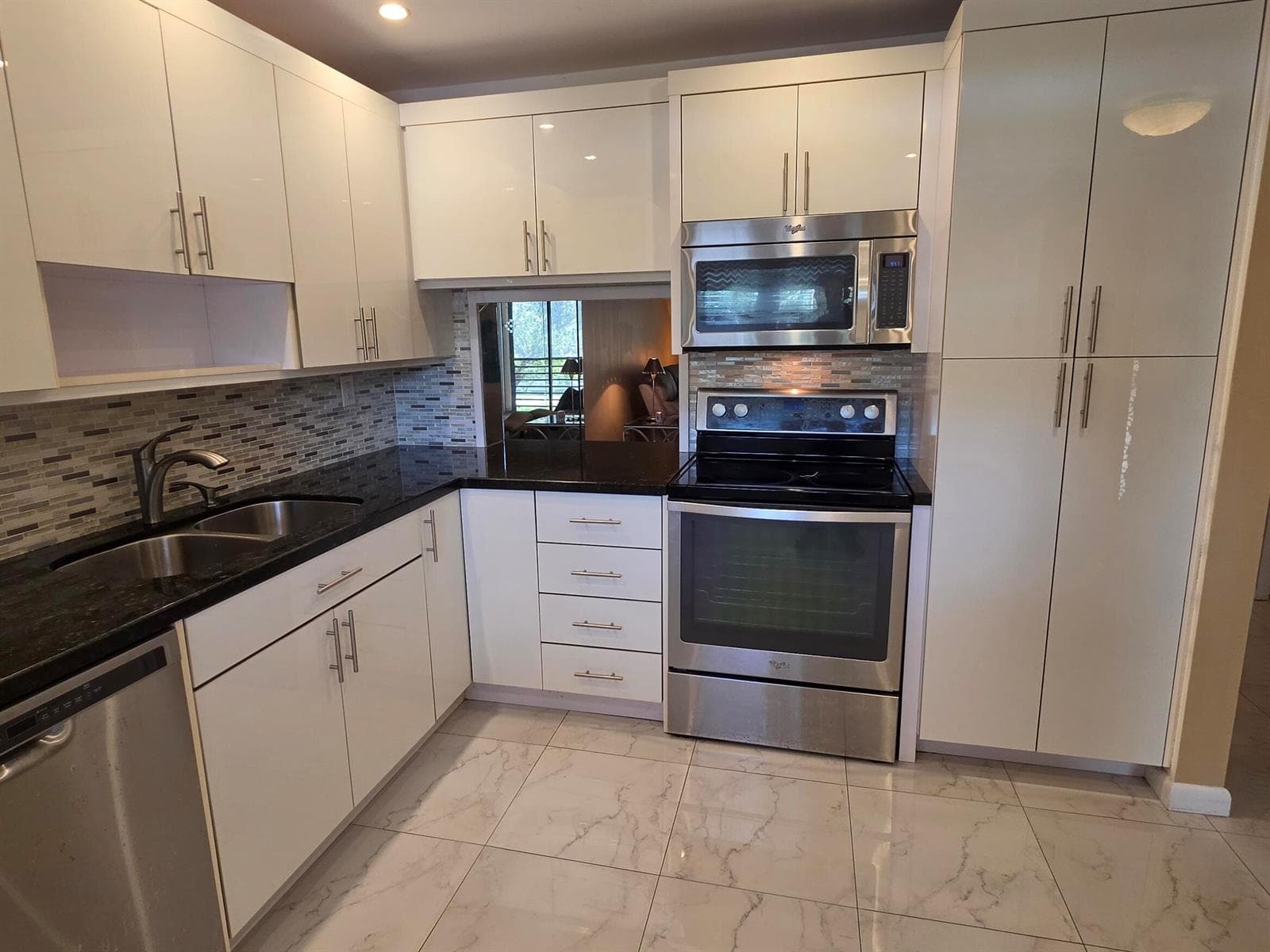 6090 N Sabal Palm Boulevard # 209, Tamarac FL 33319 - Tamarac, FL - Photo 1