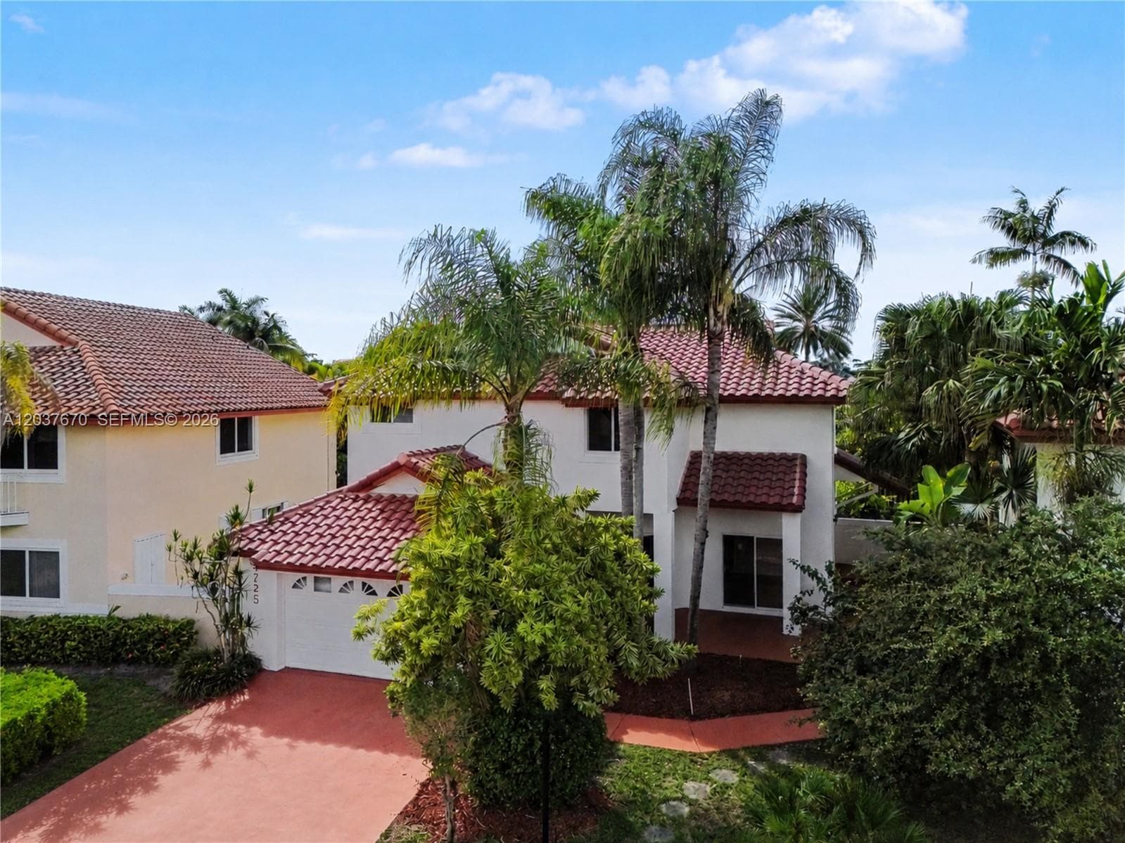 4725 NW 104th Ave, Doral FL 33178