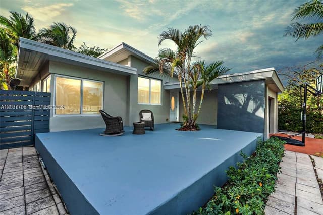 9156 Froude Ave, Surfside FL 33154 - Surfside, FL - Photo 5