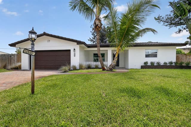 1408 Cochran Drive, FL 33461 - Photo 2
