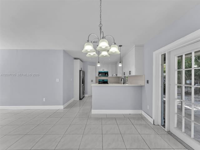 6525 SW 18th St, Miramar FL 33023 - Miramar, FL - Photo 5