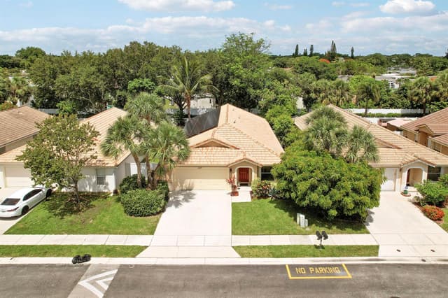 1017 Fosters Mill Road, Boynton Beach FL 33436 - Boynton Beach, FL - Photo 2