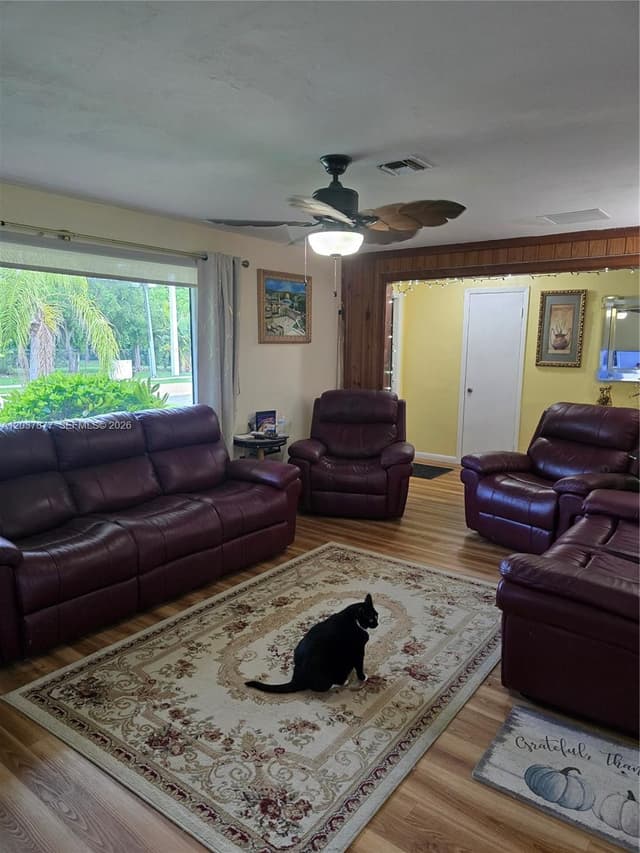 19500 SW 87th Ave, Cutler Bay FL 33157 - Cutler Bay, FL - Photo 2