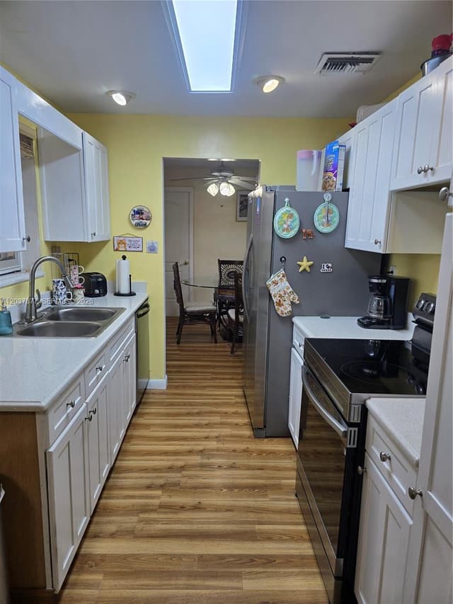 19500 SW 87th Ave, Cutler Bay FL 33157 - Cutler Bay, FL - Photo 6