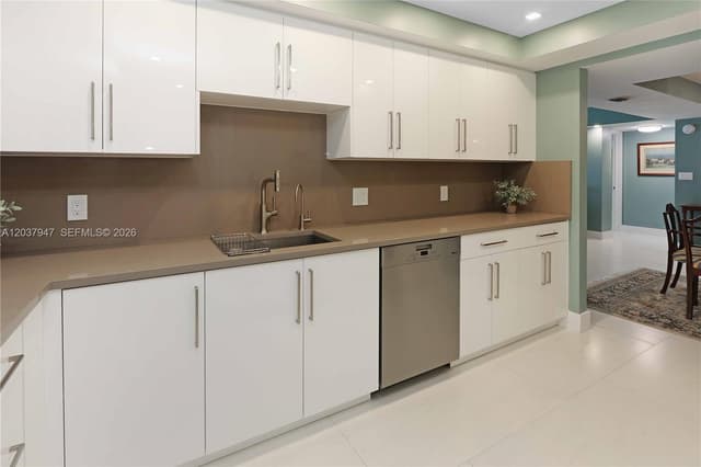 3900 Galt Ocean Dr # 403, Fort Lauderdale FL 33308 - Fort Lauderdale, FL - Photo 5