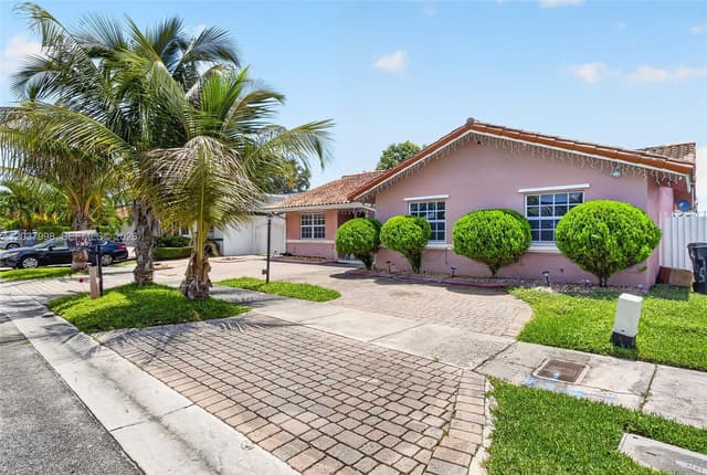 955 NW 128th Ct, Miami FL 33182 - Miami, FL - Photo 3
