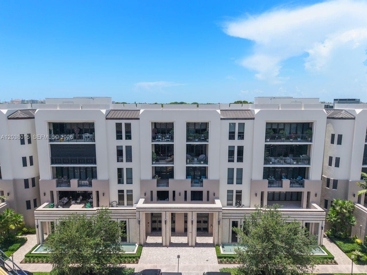 718 Valencia Ave # 403, Coral Gables FL 33134