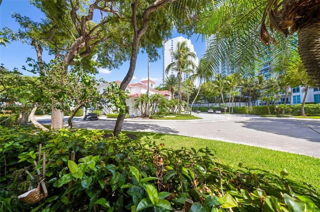 3255 NE 184th St # 12112, Aventura FL 33160 - Aventura, FL - Photo 4