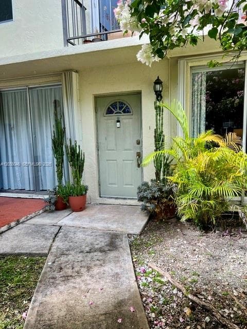 1701 NE 115th st # 1A, Miami FL 33181