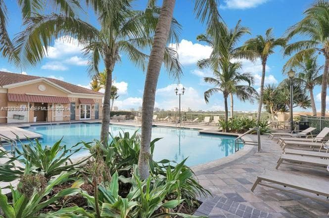 3232 SW 22nd Ter # 1510, Miami FL 33145