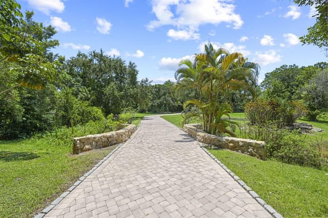 6001 Le Lac Road, Boca Raton FL 33496 - Boca Raton, FL - Photo 2