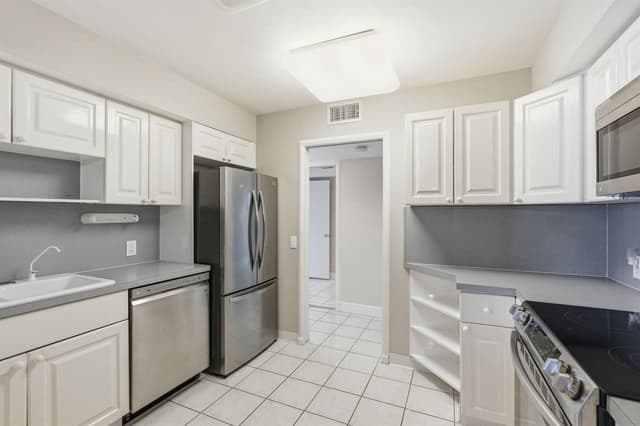 124 Lakeshore Drive # 8280, North Palm Beach FL 33408 - North Palm Beach, FL - Photo 3
