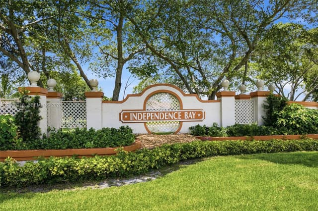 104 Freedom Ct # 104, Deerfield Beach FL 33442 - Deerfield Beach, FL - Photo 6