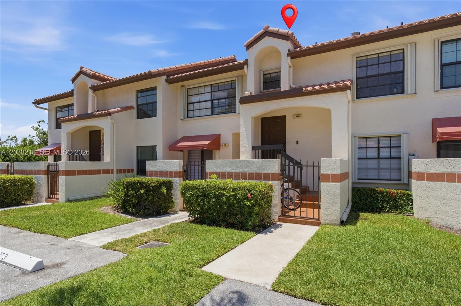 104 Freedom Ct # 104, Deerfield Beach FL 33442 - Deerfield Beach, FL - Photo 1