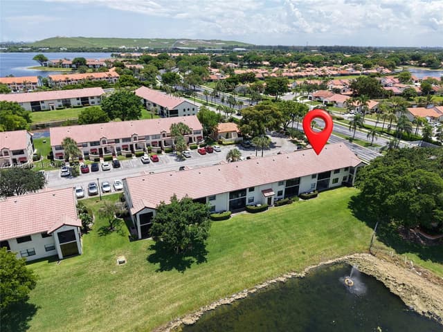 104 Freedom Ct # 104, Deerfield Beach FL 33442 - Deerfield Beach, FL - Photo 5