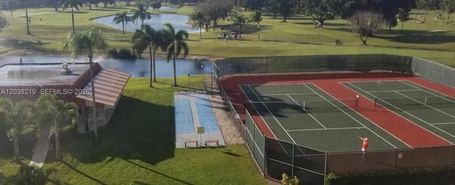 800 S Hollybrook Dr # 305, Pembroke Pines FL 33025 - Pembroke Pines, FL - Photo 7