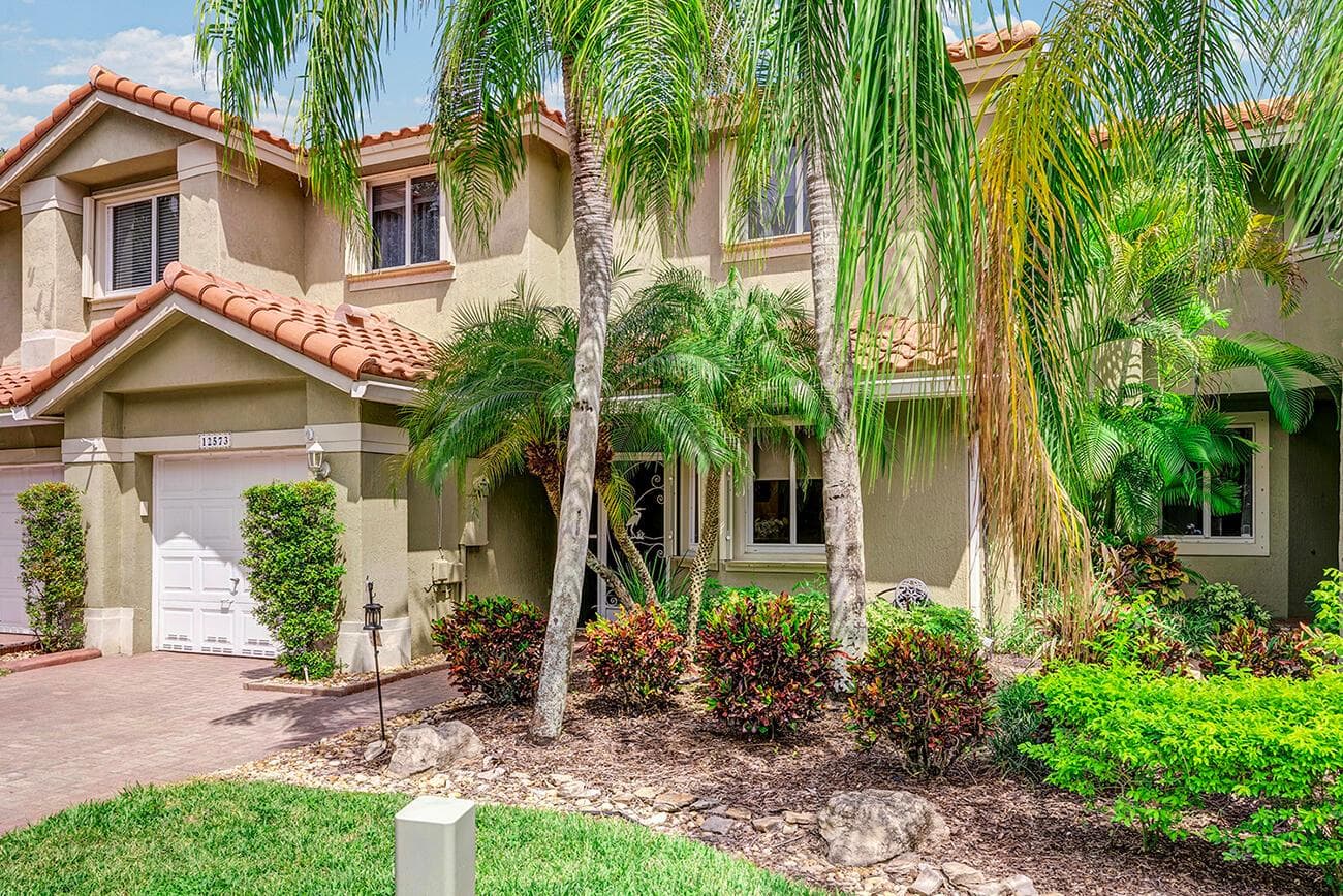 12573 NW 56th Drive, Coral Springs FL 33076