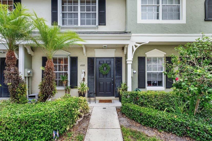 1022 Kokomo Key Lane, Delray Beach FL 33483