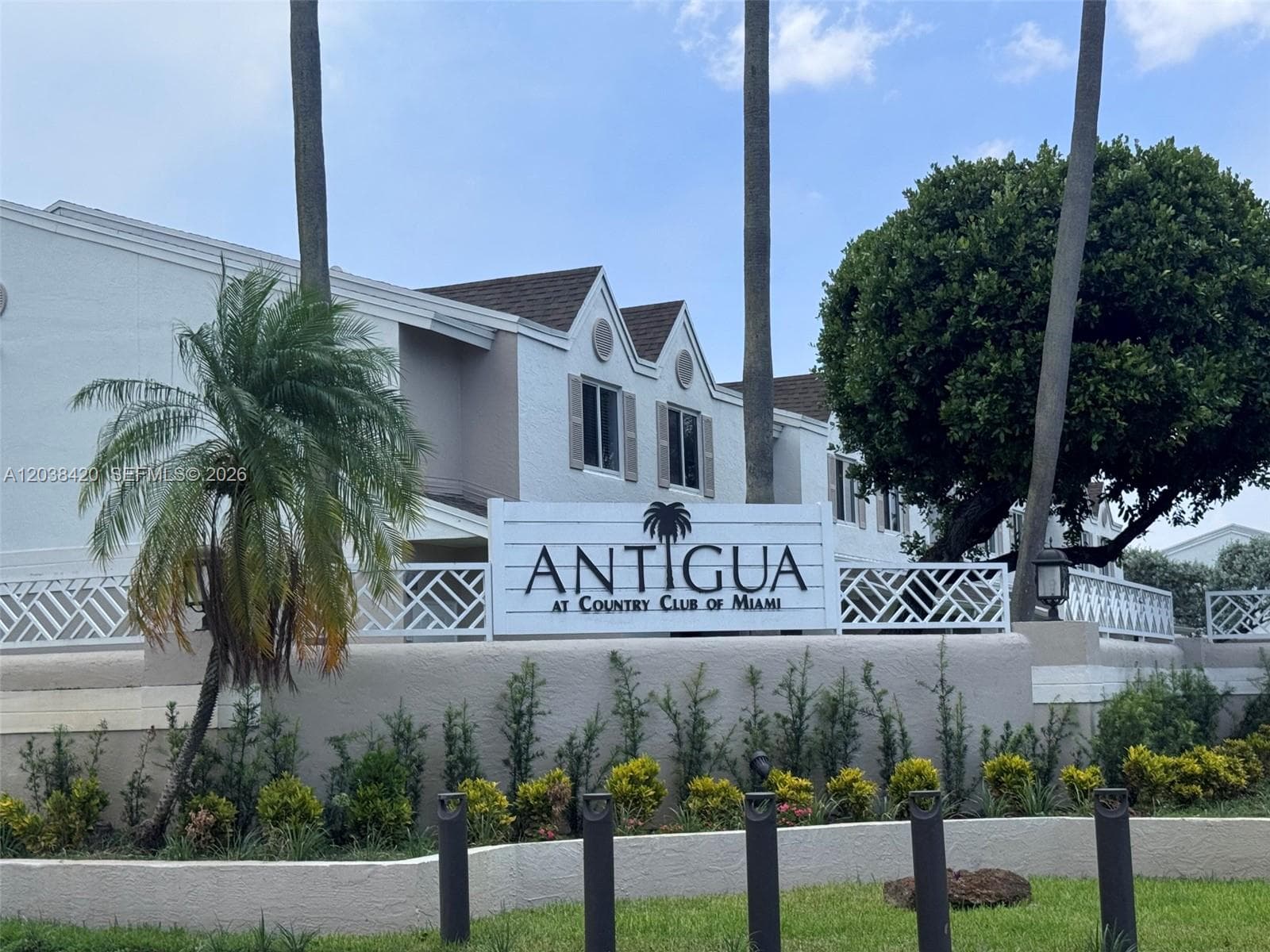 17425 NW 67th Pl # 13, Hialeah FL 33015