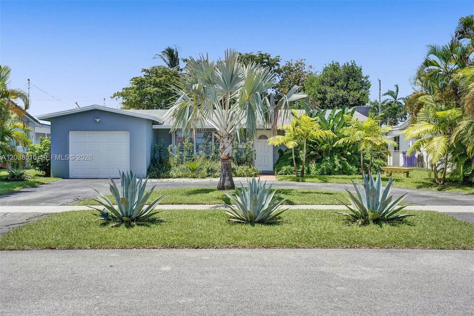 4519 Monroe St, Hollywood FL 33021 - Hollywood, FL - Photo 1