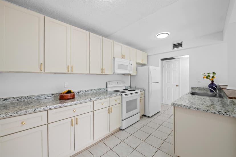 5190 E Sabal Palm Boulevard # 209, Tamarac FL 33319