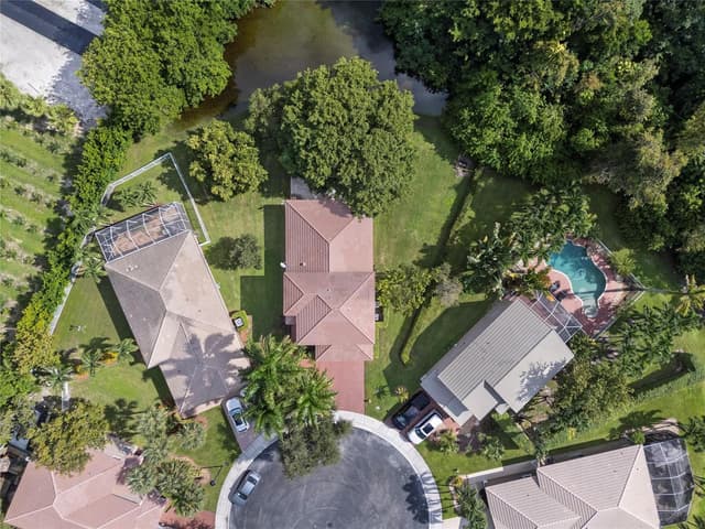 7400 NW 70th Avenue, Parkland FL 33067 - Parkland, FL - Photo 2