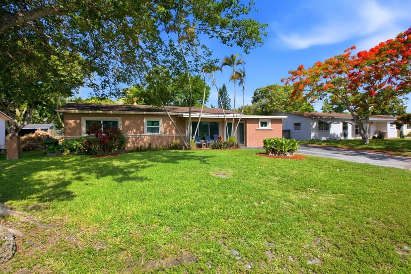 1671 N Cypress Road, Pompano Beach FL 33060