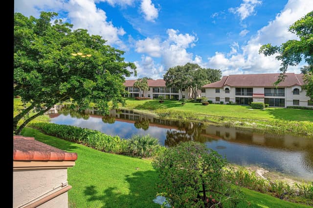 5171 Europa Drive # G, Boynton Beach FL 33437 - Boynton Beach, FL - Photo 2