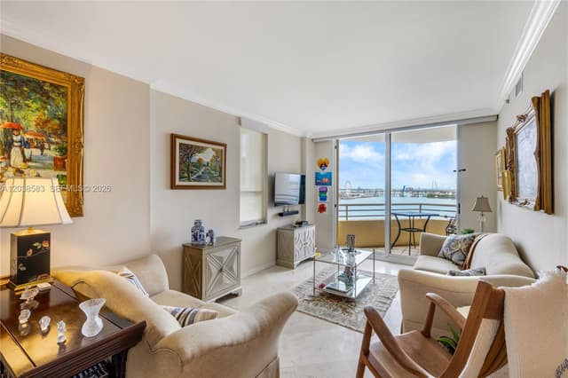 888 Brickell Key Dr # 1010, Miami FL 33131 - Miami, FL - Photo 4