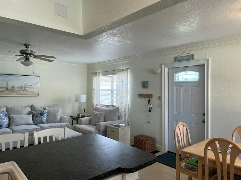 84 Saxony B, Delray Beach FL 33446