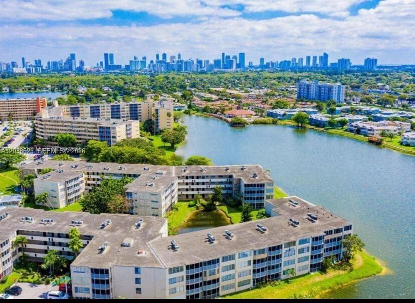 1750 NE 191st St # 2, Miami FL 33179